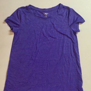 Old Navy Active T-shirt, capped sleeves, fitted.